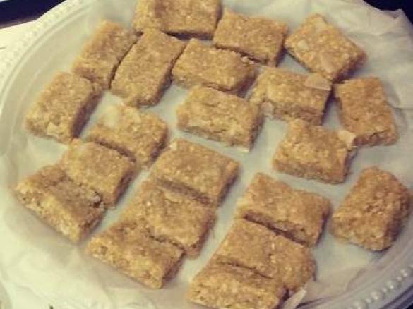 Lemon Meringue Energy Bars