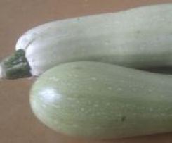 Cheesy zucchini and mint risotto