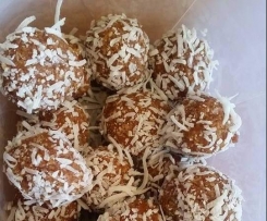 Nut free bliss balls