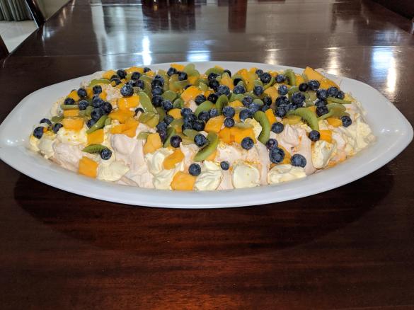 Val's Pavlova