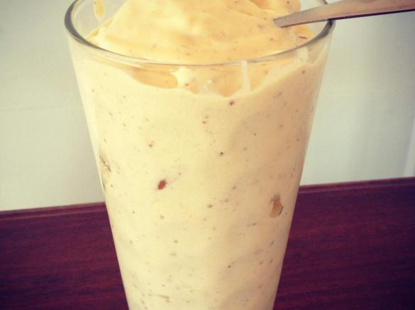 Nutty Mango Power Smoothie