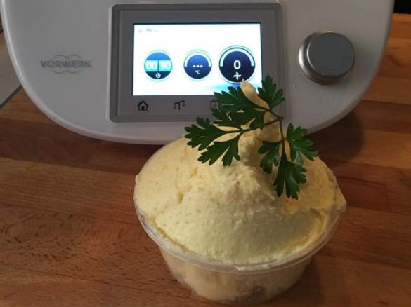 Cheesy Garlic Butter for pullapart or garlic bread