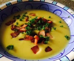 Creamy Spicy Parsnip Soup 