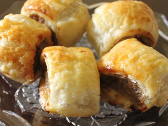 Mum's Sausage Rolls