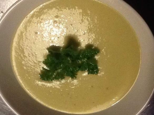Creamy Lemony Artichoke Soup