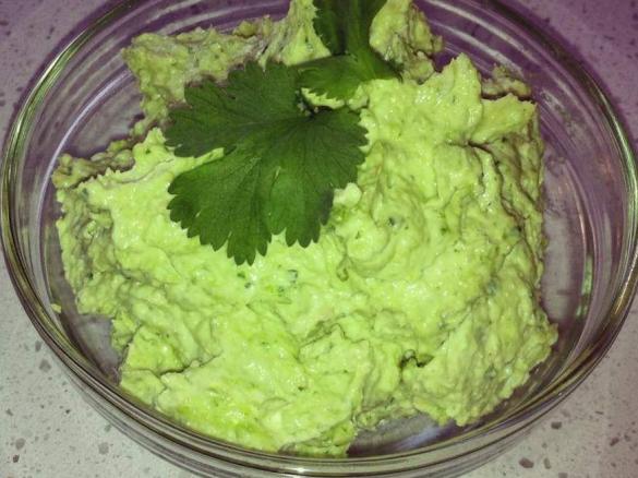 Thai Inspired Cashew and Coriander Dip