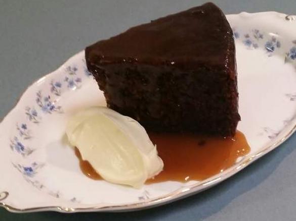 Easy Sticky Date Cake with Toffee Sauce
