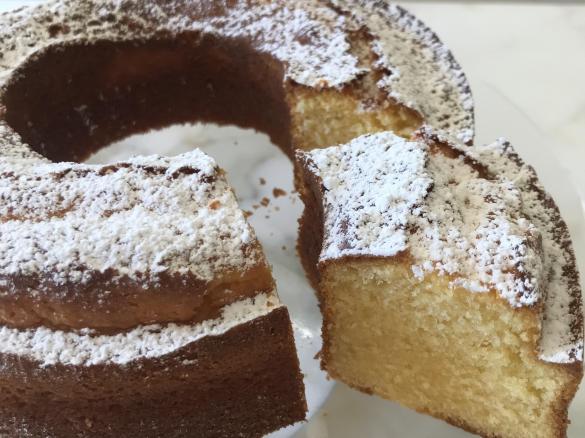 Quick & Easy Custard Cake