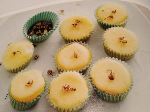 Mandarin and Chamomile Cupcakes