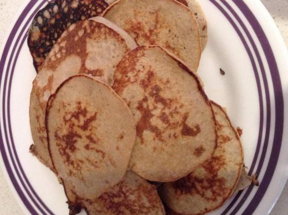 Healthy Banana Honey Pancakes