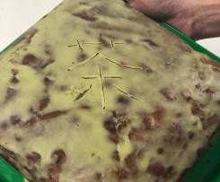 Butter cake with a hint of coconut and green tea