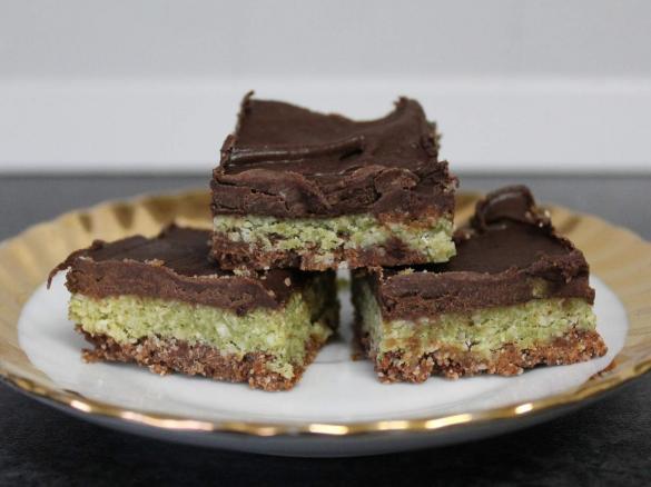 Raw Peppermint Slice