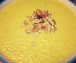 Low Fat Parsnip and Apple Soup