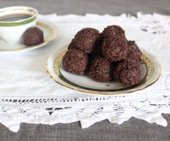Brigadeiros (Chocolate praline)