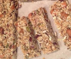 Fruit, nut and seed slice
