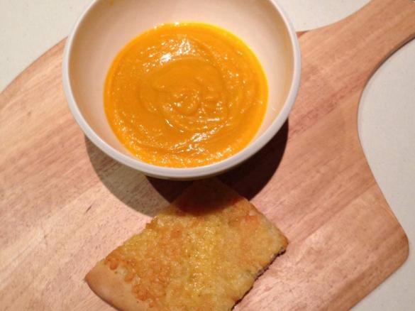 Roast carrot soup