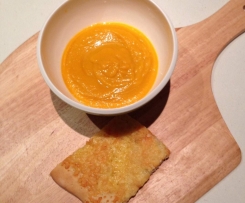 Roast carrot soup