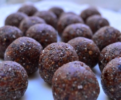 Chocolate Chia Energy Bites