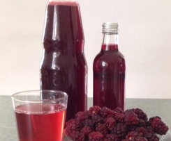 Black currant or berry syrup