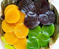 Puto cuchinta or kutsinta (Filipino steamed rice cake)