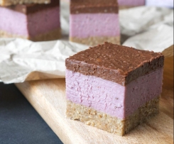 Raw Chocolate Raspberry Slice