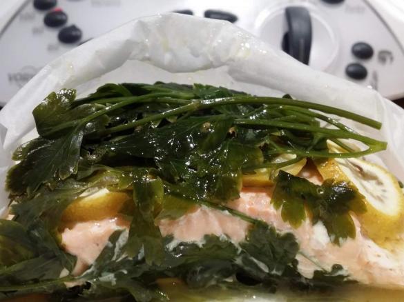 Steamed Lemon & Parsley Salmon