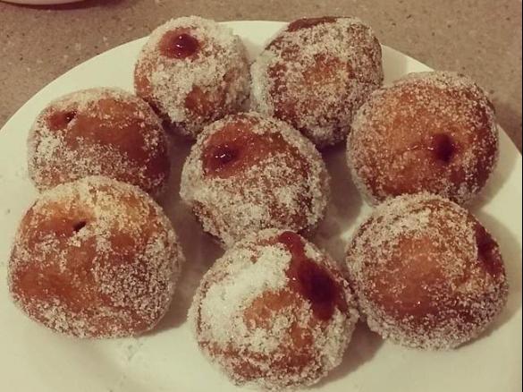 Jam Ball Donuts (Just like the market ones!)