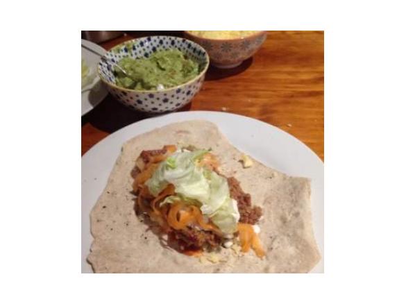 Spelt & Buckwheat flour tortillas with chilli con carne