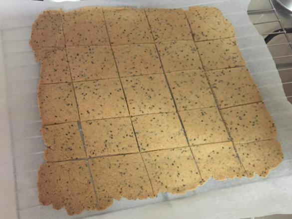 Clone of Almond crackers (grain free)