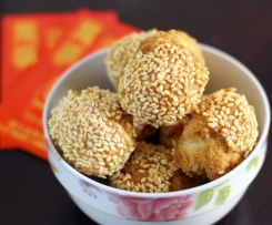 Chinese new year laughing sesame balls