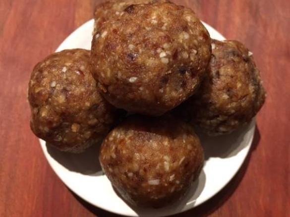 Date Energy Balls