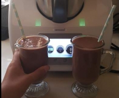 kids Favourite Chocolate Banana Smoothie