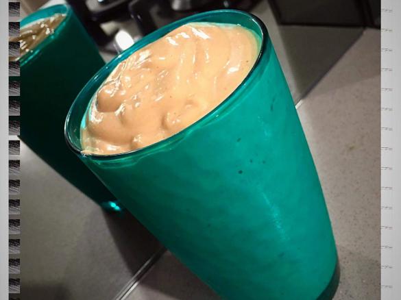 Creamy Banana &            Avocado Smoothie