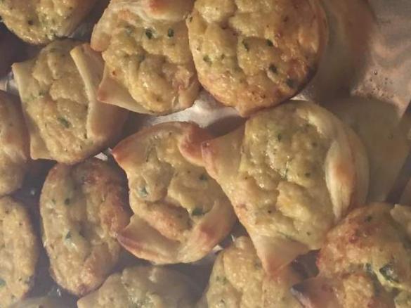 Corn and bacon mini quiche