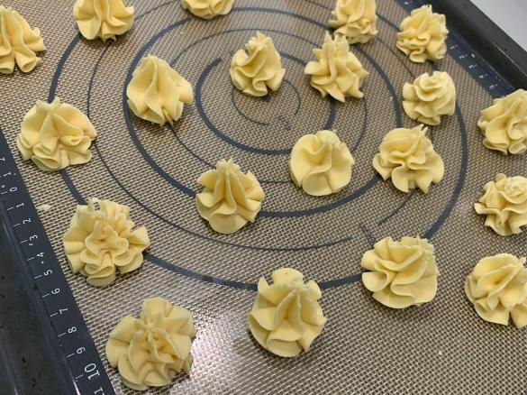 Simple Butter Cookies