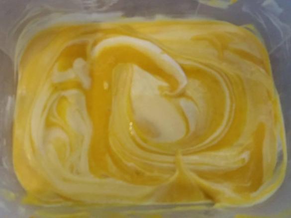 Fruity yoghurt flavoring