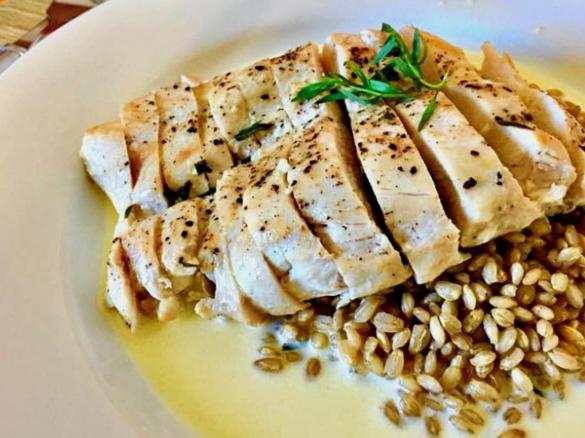 Pan Seared Chicken Breast with Lemon and Taragon Cream