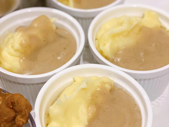 Gravy (like KFC potato & gravy)