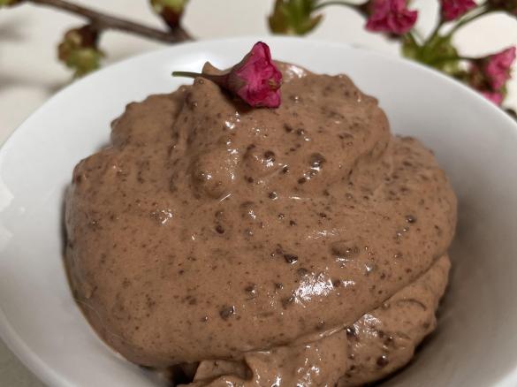 Chocolate Mouse (translated from Schokoladen-Mousse recipe)
