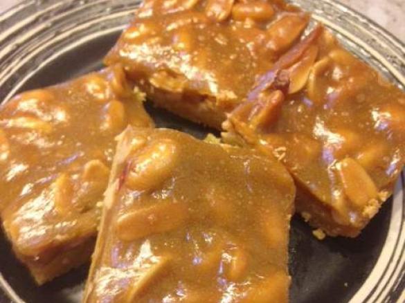 Peanut Caramel Slice