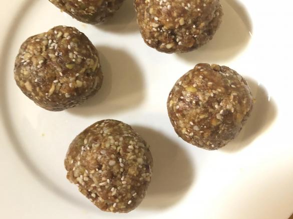 Lemon Energy Balls