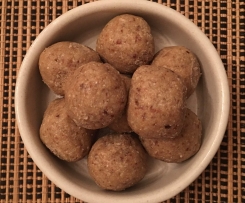 Ginger Crunch Bliss Balls - Paleo