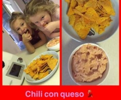 Chili con QuEso dip