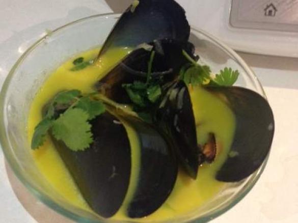 Curried Corriander mussels