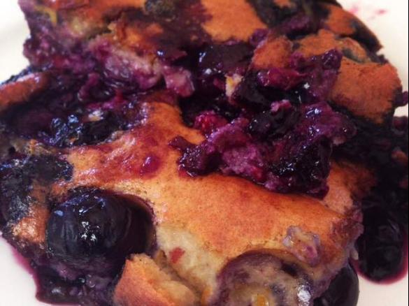 Blueberry Clafoutis (gluten free, paleo friendly)