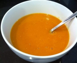 Fat free spicy tomato lentil soup
