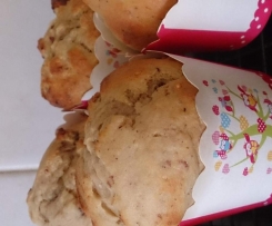 banana and cranberry muffins 