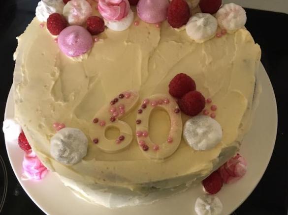 Raspberry Cake with Mascarpone Cream