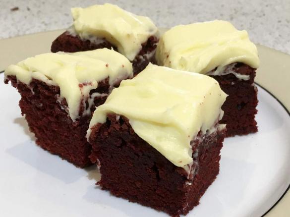 Red Velvet Brownie