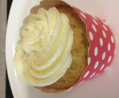 Sprinkles cupcake icing